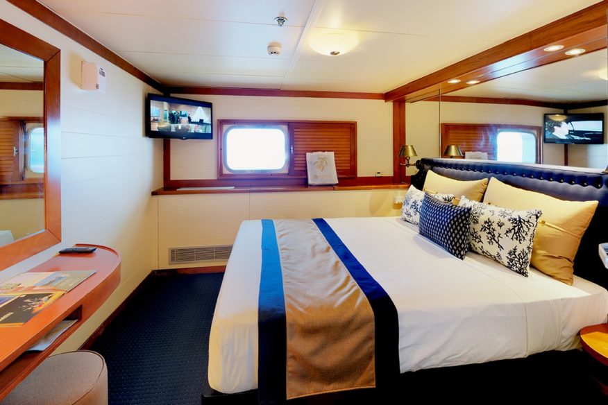 Blue-Lagoon-Cruise-17