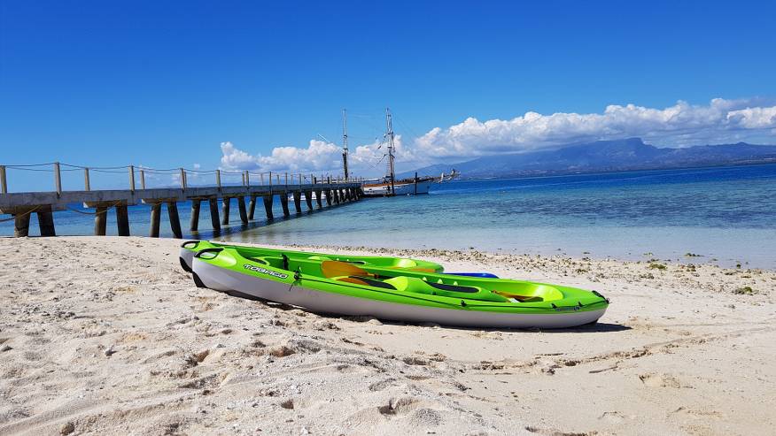 Captain-Cook-Day-Trip-to-Tivua-Island-Fiji-2