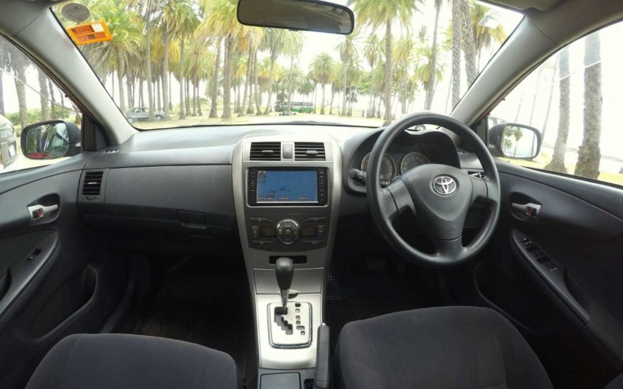 Toyota-Fielder-2102-3